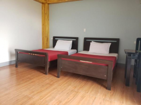 BAGUIO Betty's Room Rental Twin Bed Studio